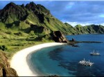 The beach and boats near Komodo Island